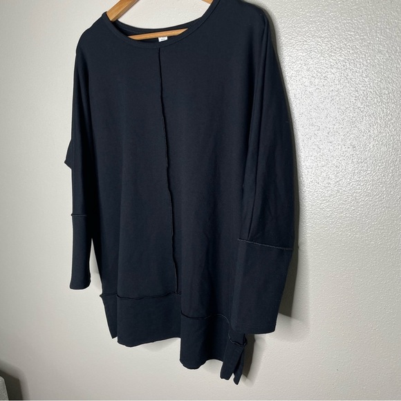 SPANX | Perfect Length Black Crewneck Sweatshirt, Medium - Picture 3 of 9